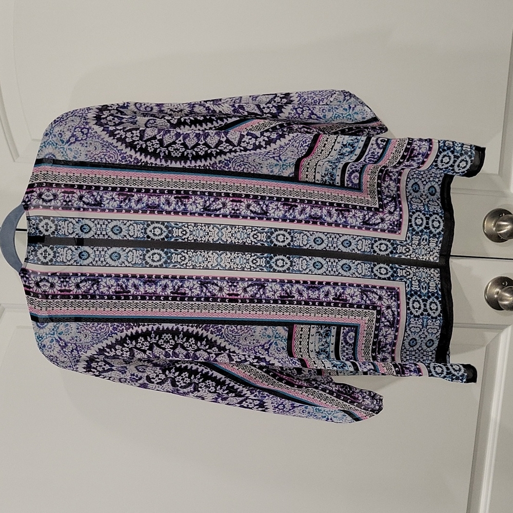 Express Abstract Ikat Print Open Blouse - image 7